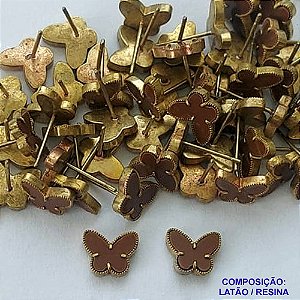 BRINCO NO BRUTO PRONTO PARA O BANHO(CX109) - BRINCO DE PINO TIPO VAN CLEEF BORBOLETA MARROM 8X10MM - PESO: 1,6GR - COMPOSIÇÃO LATÃO E RESINA - BRU14286