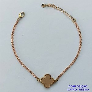 PULSEIRA NO BRUTO PRONTO PARA O BANHO - PULSEIRA COM CORRENTE 18CM + EXTENSOR COM PINGENTE TIPO VAN CLEEF BEGE ESCURO 12MM - PESO TOTAL 2,8GR - COMPOSIÇÃO: LATÃO / RESINA - BRU14294