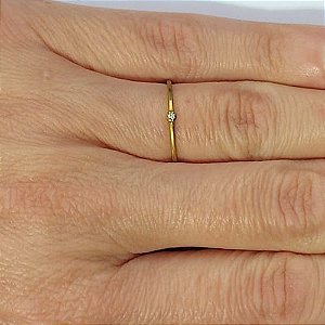 ANEL NO BRUTO PRONTO PARA O BANHO(CX111)(AX000350W) - ANEL COM UMA PEDRA DE ZIRCÔNIA  - PESO MEDIO 0,5GR - COMPOSIÇÃO: LATÃO / ZIRCÔNIA - ANEL000430