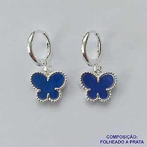 BRINCO FOLHEADO A PRATA COM 50 MILÉSIMOS + VERNIZ DIAMOND - BRINCO ARGOLINHA DE PRESSÃO (TRANQUETA) TIPO VAN CLEEF BORBOLETA AZUL 10MM PRA202