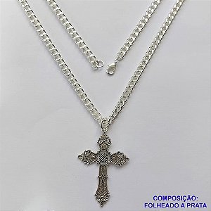 GARGANTILHA FOLHEADA A PRATA COM 80 MILÉSIMOS + VERNIZ CATAFORÉTICO - GARGANTILHA CORRENTE 60CM PINGENTE CRUCIFIXO PRATA ENVELHECIDA 36X50MM - LARGURA 4MM E FECHO LAGOSTA PRA215
