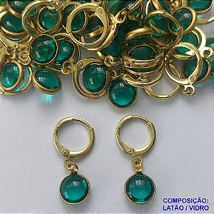 BRINCO NO BRUTO PRONTO BANHO - BRINCO ARGOLINHA DE PRESSÃO (TRANQUETA) COM PINGENTE REDONDO EM VIDRO VERDE 8MM - PESO TOTAL 1,6GR - BRU14481