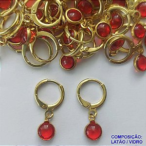 BRINCO NO BRUTO PRONTO BANHO - BRINCO ARGOLINHA DE PRESSÃO (TRANQUETA) COM PINGENTE REDONDO EM VIDRO VERMELHO 6MM - PESO TOTAL 1,5GR - BRU14486