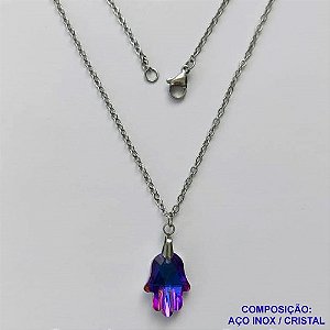 GARGANTILHA EM AÇO INOXIDÁVEL - (AÇO03) (CX.116)  GARGANTILHA COM PINGENTE MÃO DE FÁTIMA CRISTAL AZUL ESCURO COM ROXO 12X17MM - TAMANHO: 50CM - COMPOSIÇÃO: AÇO INOXIDÁVEL - AÇO1878