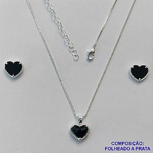 CONJUNTO FOLHEADO A PRATA COM 50 MILÉSIMOS  + VERNIZ DIAMOND CORRENTE VENEZIANA 45CM PINGENTE CORAÇÃO VIDRO PRETO 10MM E  BRINCOS DE PINO CORAÇÃO PRETO RESINA 10MM PRA302