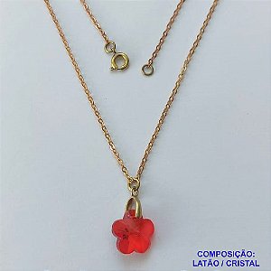 GARGANTILHA NO BRUTO PRONTA PARA O BANHO(CX115) - GARGANTILHA COM CORRENTE CADEADO 45CM E PINGENTE FLOR EM CRISTAL VERMELHO 13X13MM - PESO TOTAL 3GR - BRU14659