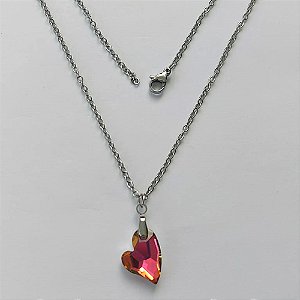 GARGANTILHA EM AÇO INOXIDÁVEL - (AÇO03) (CX.116)  GARGANTILHA COM CORRENTE 50CM E PINGENTE CORAÇÃO EM CRISTAL ROSA / LARANJA 15MM - COMPOSIÇÃO: AÇO INOXIDÁVEL - AÇO1922