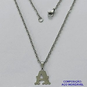 GARGANTILHA EM AÇO INOXIDÁVEL - (AÇO03) (CX.118)  GARGANTILHA COM CORRENTE 50CM E PINGENTE LETRA A 11MM - COMPOSIÇÃO: AÇO INOXIDÁVEL - AÇO1934