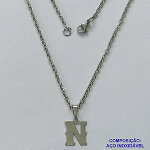 GARGANTILHA EM AÇO INOXIDÁVEL - (AÇO03) cx.118)  GARGANTILHA COM CORRENTE 50CM E PINGENTE LETRA N 10MM - COMPOSIÇÃO: AÇO INOXIDÁVEL - AÇO1935
