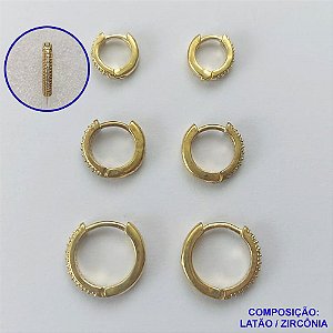 BRINCO NO BRUTO PRONTO PARA O BANHO LATÃO -  (CX.117) TRIO DE BRINCO COM 3 PARES CRAVEJADOS COM MICROS ZIRCÔNIAS - TAMANHOS: 10/12/14MM - PESO TOTAL 4,1GR - BRU14775