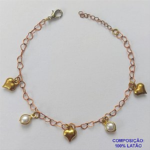 PULSEIRA NO BRUTO PRONTA PARA O BANHO - PULSEIRA 18CM COM CORAÇÕES E PÉROLAS - COMPOSIÇÃO: 100% LATÃO - PESO TOTAL 2,5GR - BRU14894