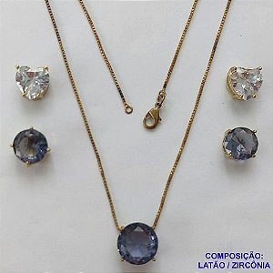 CONJUNTO NO BRUTO PRONTO PARA O BANHO - CONJUNTO ALTA FUSÃO COM 2 PARES DE BRINCOS DE PINO 10X10MM E PINGENTE COM PEDRA EM ZIRCÔNIA 12X12MM LILÁS - PESO TOTAL 5,8GR - BRU14924