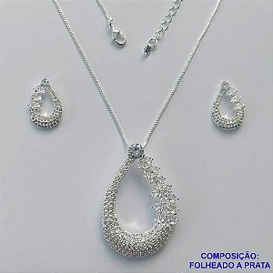 CONJUNTO FOLHEADO A PRATA COM 50 MILÉSIMOS + VERNIZ DIAMOND - CONJUNTO COM CORRENTE VENEZIANA 45CM PINGENTE CRAVEJADO COM MICRO ZIRCÔNIAS 28X42MM - BRINCOS DE PINO COM MICRO ZIRCÔNIAS 12MM - PRA426