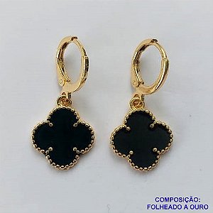 BRINCO FOLHEADO A OURO - BANHADO COM 5 MILÉSIMOS + VERNIZ DIAMOND(BA0994D) - BRINCO TIPO VAN CLEEF 12MM PRETO - OURO301