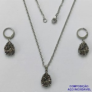 CONJUNTO EM AÇO INOXIDÁVEL -  (CX.60)  CONJUNTO CORRENTE 03 50CM E BRINCO ARGOLINHA DE PRESSÃO COM PINGENTE DRUSA PRETA 10X14- COMPOSIÇÃO: AÇO INOXIDÁVEL - AÇO2012