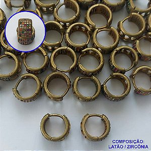 BRINCO NO BRUTO PRONTO PARA O BANHO -  (CX.130) BRINCO DE ARGOLA COM MICROS ZIRCÔNIAS COLORIDAS 8X13MM - PESO TOTAL 4,8GR - COMPOSIÇÃO: LATÃO / ZIRCÔNIA - BRU15035