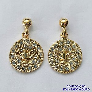 BRINCO FOLHEADO A OURO - BANHADO COM 5 MILÉSIMOS + VERNIZ DIAMOND -  BRINCO DE PINO BASE LISA E ESPÍRITO SANTO CRAVEJADO COM MICRO ZIRCÔNIAS 15MM - OURO319
