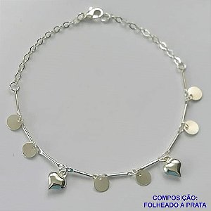 PULSEIRA FOLHEADA A PRATA COM 50 MILÉSIMOS + VERNIZ DIAMOND - PULSEIRA COM BOLINHAS LISAS E CORAÇÃO LISO - TAMANHO: 20CM + FECHO LAGOSTA PRA477