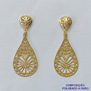 BRINCO FOLHEADO A OURO - BANHADO COM 5 MILÉSIMOS + VERNIZ DIAMOND - BRINCO DE PINO BASE VAZADA FORMATO GOTA VAZADA 16MM - OURO349
