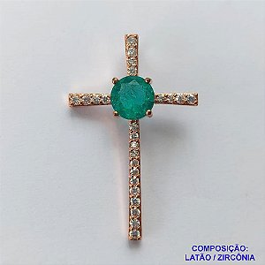 PINGENTE NO BRUTO PRONTO PARA O BANHO - (CX37) PINGENTE CRUCIFIXO CRAVEJADO EM MICROS ZIRCÔNIAS CRISTAIS E ZIRCÔNIA VERDE -  COMPOSIÇÃO: LATÃO / ZIRCÔNIA - TAMANHO 23X37MM - PESO TOTAL 2,8GR - BRU15068