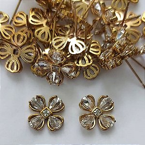 BRINCO NO BRUTO PRONTO PARA O BANHO - BRINCO DE PINO FLOR COM ZIRCÔNIAS 11MM - PESO TOTAL 2GR - COMPOSIÇÃO: LATÃO / ZIRCÔNIA - BRU15170
