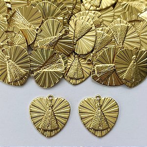 ACESSÓRIO NO BRUTO PRONTO PARA O BANHO(CX132) - (5579) PINGENTE CORAÇÃO NOSSA SRA APARECIDA 17MM COM UMA ARGOLINHA - PESO 1,4GR - COMPOSIÇÃO: 100% LATÃO (PEÇA VENDIDA POR UNIDADE) - BRU0003090