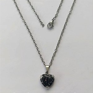 GARGANTILHA EM AÇO INOXIDÁVEL - (AÇO03) GARGANTILHA COM CORRENTE 50CM E PINGENTE CORAÇÃO EM CRISTAL COM GLITTER PRETO 12MM - COMPOSIÇÃO: AÇO INOXIDÁVEL - AÇO2092