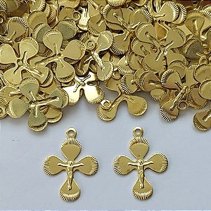 ACESSÓRIO NO BRUTO PRONTO PARA O BANHO - (E2669) PINGENTE CRUCIFIXO 18MM COM UMA ARGOLINHA - PESO 0,4GR - COMPOSIÇÃO: 100% LATÃO (PEÇA VENDIDA POR UNIDADE) - BRU0003093