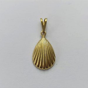 PINGENTE NO BRUTO PRONTO PARA O BANHO - (5535) PINGENTE CONCHA 11X18MM - PESO: 0,9GR - COMPOSIÇÃO: 100% LATÃO - BRU15321