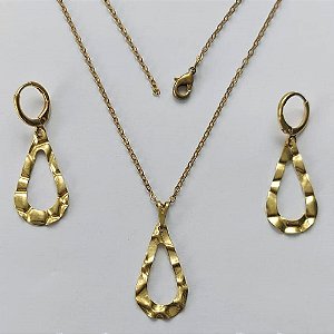 CONJUNTO NO BRUTO PRONTO PARA O BANHO - (E3192) CONJUNTO COM CORRENTE CADEADO 45CM COM BRINCOS ARGOLINHA DE PRESSÃO E PINGENTES GOTA MARTELADA VAZADA 27MM - PESO: 3,4GR - COMPOSIÇÃO: 100% LATÃO - BRU15334