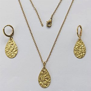 CONJUNTO NO BRUTO PRONTO PARA O BANHO - (V1389) CONJUNTO COM CORRENTE CADEADO 45CM COM BRINCOS ARGOLINHA DE PRESSÃO E PINGENTES GOTA MARTELADA 19MM - PESO: 3,3GR - COMPOSIÇÃO: 100% LATÃO - BRU15338