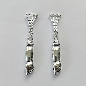 BRINCO FOLHEADA A PRATA COM 50 MILÉSIMOS + VERNIZ DIAMOND - BRINCOS DE PINO COM BASE VAZADA E PINGENTE FIGA 5MM -PRA545