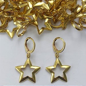 BRINCO NO BRUTO PRONTO PARA O BANHO(CX02) - (E3211) BRINCO ARGOLINHA DE PRESSÃO COM PINGENTE ESTRELA VAZADA 18MM - PESO: 2,1GR - COMPOSIÇÃO: 100% LATÃO - BRU15413