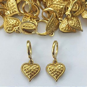BRINCO NO BRUTO PRONTO PARA O BANHO(CX02) - (E2875) BRINCO ARGOLINHA DE PRESSÃO COM PINGENTE CORAÇÃO DUPLO 12MM - PESO: 1,9GR - COMPOSIÇÃO: 100% LATÃO - BRU15426