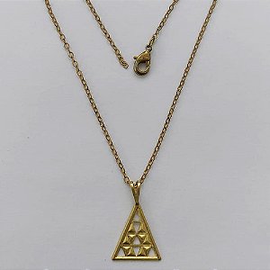 GARGANTILHA NO BRUTO PRONTA PARA O BANHO - (V3893) GARGANTILHA COM CORRENTE CADEADO 45CM E PINGENTE TRIANGULO VAZADO 17MM - PESO: 1,5GR - COMPOSIÇÃO: 100% LATÃO - BRU15438