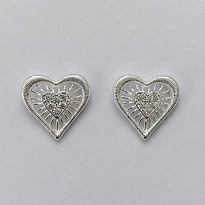BRINCO FOLHEADA A PRATA COM 50 MILÉSIMOS + VERNIZ DIAMOND -  BRINCOS DE PINO CORAÇÃO COM MICRO ZIRCÔNIAS 14MM -PRA559