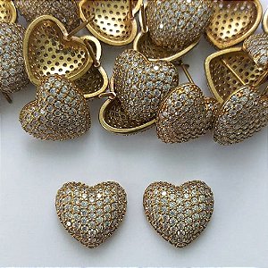 BRINCO NO BRUTO PRONTO PARA O BANHO - BRINCO DE PINO CORAÇÃO CRAVEJADO EM MICROS ZIRCÔNIAS 14MM - COMPOSIÇÃO: LATÃO / ZIRCÔNIA - PESO TOTAL 4GR - BRU15465