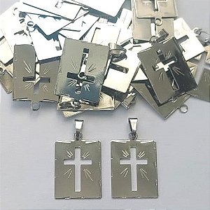 PINGENTE EM AÇO INOXIDÁVEL - (CX69) - PINGENTE RETANGULAR CRUCIFIXO 14X20MM - COMPOSIÇÃO: AÇO INOXIDÁVEL - AÇO2134