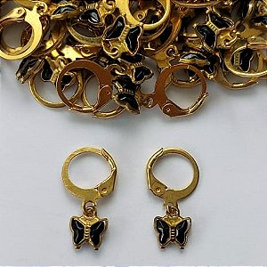 BRINCO NO BRUTO PRONTO PARA O BANHO -  (CX.120)  BRINCO ARGOLINHA DE PRESSÃO BORBOLETA EM VIDRO PRETA 8MM  - PESO: 0,8GR - BRU15534