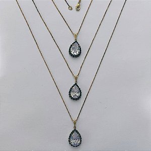 GARGANTILHA NO BRUTO PRONTA PARA O BANHO - (CX.25)  KIT COM 3 CORRENTES VENEZIANAS 45CM E PINGENTES COM BASES CRAVEJADAS EM CRISTAIS VERDES E ZIRCÔNIA CRISTAL 10X14MM - PESO TOTAL 11,5GR - BRU15580