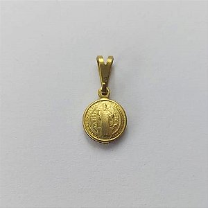 PINGENTE NO BRUTO PRONTO PARA O BANHO - (E2885) PINGENTE DUPLO SÃO BENTO 8MM - PESO: 0,5GR - COMPOSIÇÃO: 100% LATÃO - BRU15612
