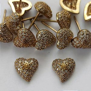 BRINCO NO BRUTO PRONTO PARA O BANHO -  (CX.136) BRINCO DE PINO CORAÇÃO CRAVEJADO EM MICROS ZIRCÔNIAS 9MM - PESO: 1,8GR - COMPOSIÇÃO: LATÃO / ZIRCÔNIA - BRU15635