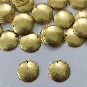 ACESSÓRIO NO BRUTO PRONTO PARA O BANHO(CX137) - (V595) PLAQUINHA REDONDA ABAULADO PARA GRAVAÇÃO 15MM COM UM FURO - PESO 0,6GR (VENDIDO POR UNIDADE) - BRU0003162
