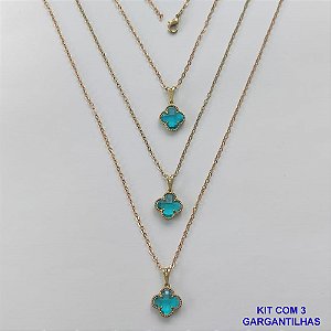 GARGANTILHA NO BRUTO PRONTA PARA O BANHO - KIT COM 3 CORRENTES CADEADOS 45CM E PINGENTES TIPO VAN CLEEF EM VIDRO AZUL 10MM - PESO TOTAL 6GR - BRU15705