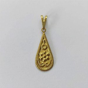 PINGENTE NO BRUTO PRONTO PARA O BANHO - (V2559) PINGENTE GOTA COM FLOR 22MM - PESO: 0,6GR - COMPOSIÇÃO: 100% LATÃO - BRU15784