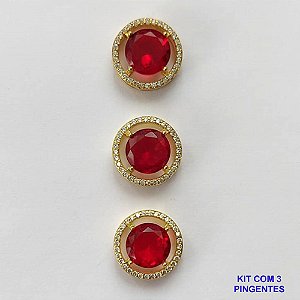 PINGENTE NO BRUTO PRONTO PARA O BANHO - KIT COM 3 PINGENTES COM BASES EM ALTA FUSÃO REDONDAS CRAVEJADAS COM MICROS ZIRCÔNIAS CRISTAIS E PEDRA EM ZIRCÔNIA VERMELHA 10MM - PESO TOTAL 6,6GR - BRU15800