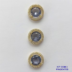 PINGENTE NO BRUTO PRONTO PARA O BANHO - KIT COM 3 PINGENTES COM BASES EM ALTA FUSÃO REDONDAS CRAVEJADAS COM MICROS ZIRCÔNIAS CRISTAIS E PEDRA EM ZIRCÔNIA LILÁS 10MM - PESO TOTAL 6,6GR - BRU15812
