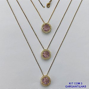 GARGANTILHA NO BRUTO PRONTA PARA O BANHO - KIT COM 3 GARGANTILHAS COM CORRENTES VENEZIANA 45CM E PINGENTES COM BASES EM ALTA FUSÃO REDONDAS CRAVEJADAS COM MICROS ZIRCÔNIAS CRISTAIS E PEDRA EM ZIRCÔNIA ROSA 10MM - PESO TOTAL 9,4GR - BRU15827