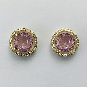 BRINCO NO BRUTO PRONTO PARA O BANHO - BRINCO DE PINO COM BASE EM ALTA FUSÃO REDONDA CRAVEJADA COM MICROS ZIRCÔNIAS CRISTAIS E PEDRA EM ZIRCÔNIA ROSA 10MM - PESO TOTAL 5,3GR BRU15885