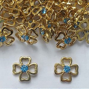 BRINCO NO BRUTO PRONTO PARA O BANHO (BX001208 C296) - BRINCO DE PINO FLOR COM ZIRCÔNIA AZUL - TAMANHO 12MM - PESO TOTAL DO PAR 1,2GR - BRU15913